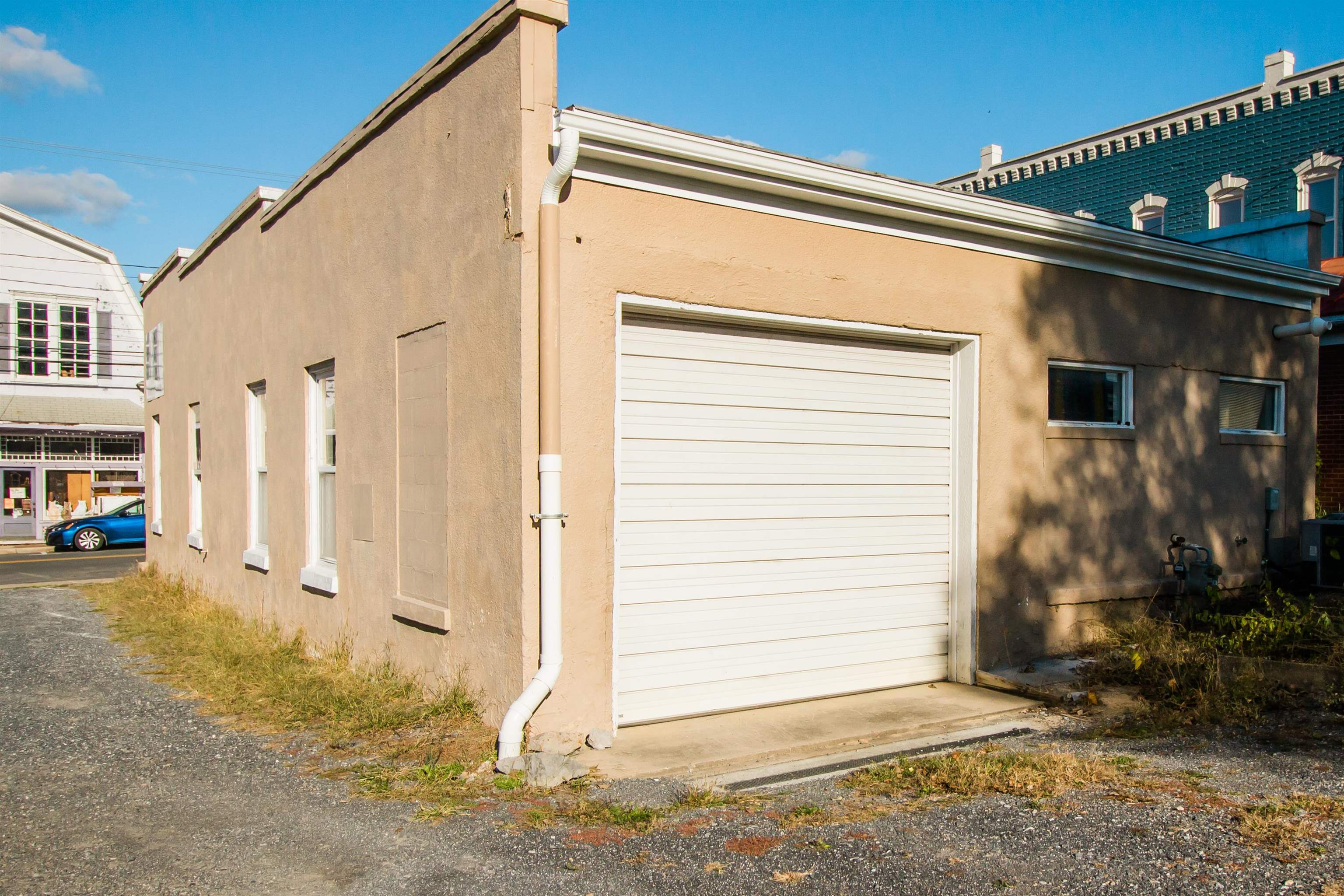 137 N MAIN ST, BROADWAY, Virginia 22815, ,Commercial,137 N MAIN ST,670537 MLS # 670537