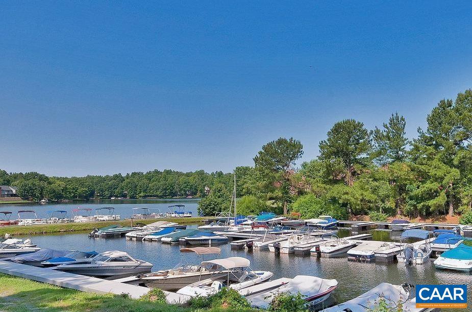 13 CHATHAM LN, PALMYRA, Virginia 22963, 4 Bedrooms Bedrooms, ,2 BathroomsBathrooms,Residential,For sale,13 CHATHAM LN,662771 MLS # 662771 13 CHATHAM LN, PALMYRA, Virginia 22963, 4 Bedrooms Bedrooms, ,2 BathroomsBathrooms,Residential,For sale,13 CHATHAM LN,662771 MLS # 662771