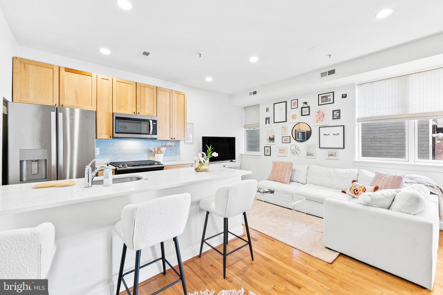 1417 CHAPIN ST NW #404, WASHINGTON, District Of Columbia 20009, 1 Bedroom Bedrooms, ,1 BathroomBathrooms,Residential,For sale,1417 CHAPIN ST NW #404,DCDC2198904 MLS # DCDC2198904