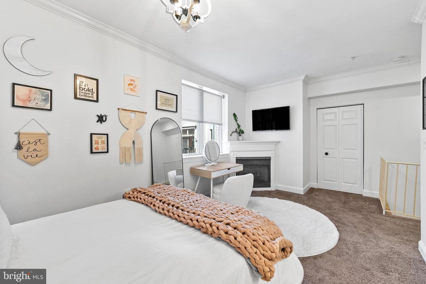 1417 CHAPIN ST NW #404, WASHINGTON, District Of Columbia 20009, 1 Bedroom Bedrooms, ,1 BathroomBathrooms,Residential,For sale,1417 CHAPIN ST NW #404,DCDC2198904 MLS # DCDC2198904