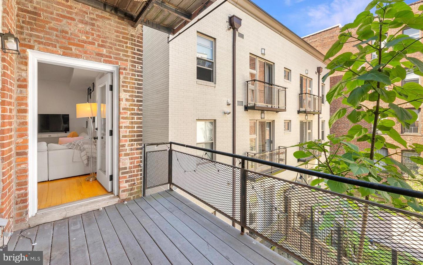 1417 CHAPIN ST NW #404, WASHINGTON, District Of Columbia 20009, 1 Bedroom Bedrooms, ,1 BathroomBathrooms,Residential,For sale,1417 CHAPIN ST NW #404,DCDC2198904 MLS # DCDC2198904