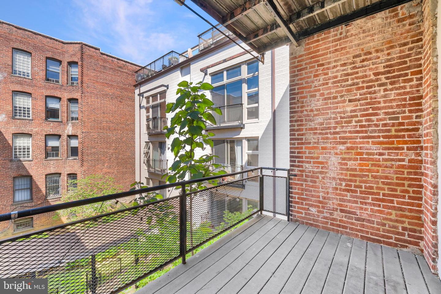 1417 CHAPIN ST NW #404, WASHINGTON, District Of Columbia 20009, 1 Bedroom Bedrooms, ,1 BathroomBathrooms,Residential,For sale,1417 CHAPIN ST NW #404,DCDC2198904 MLS # DCDC2198904