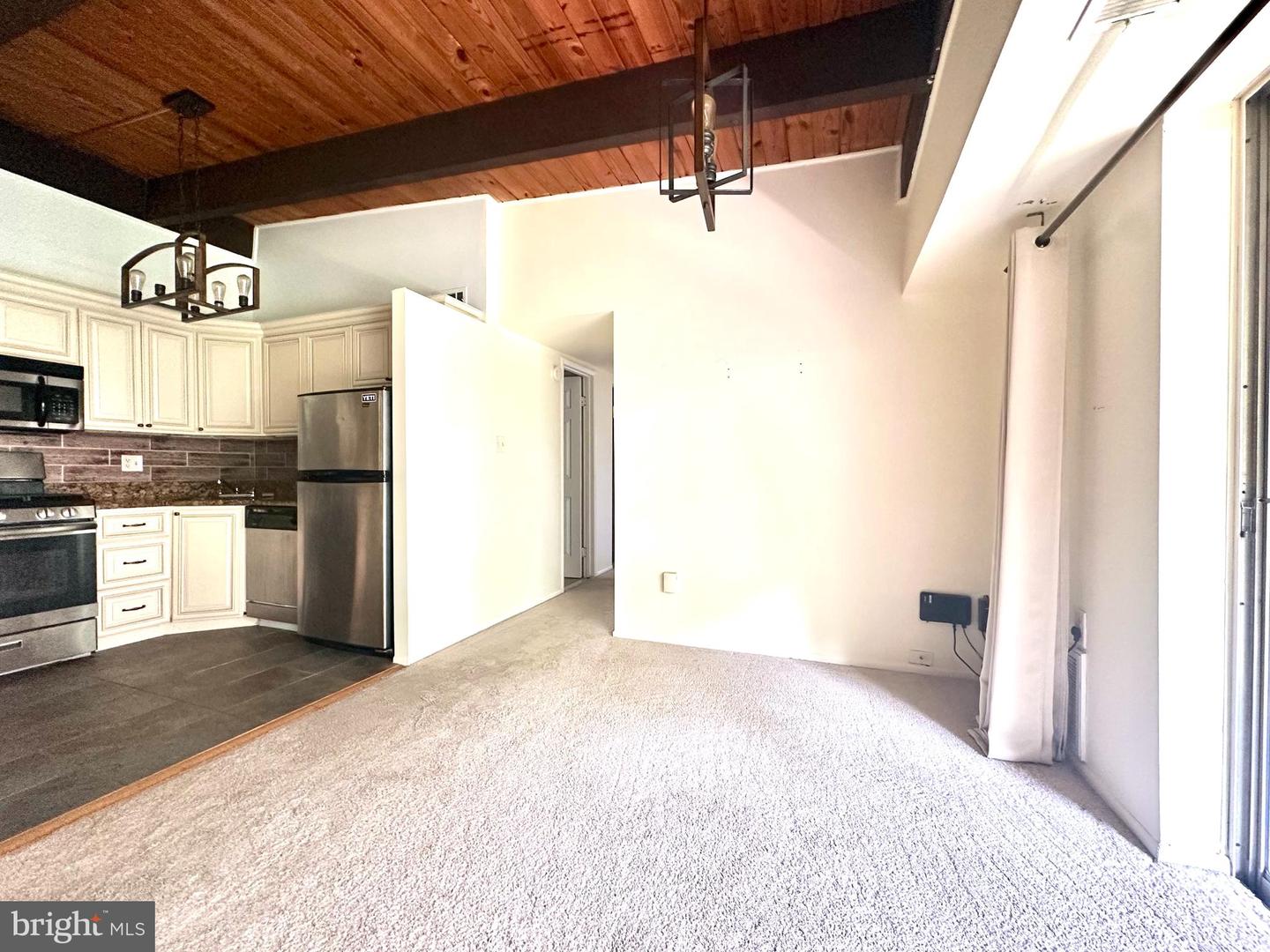 7839 ENOLA ST #204, MCLEAN, Virginia 22102, 2 Bedrooms Bedrooms, ,1 BathroomBathrooms,Residential,For sale,7839 ENOLA ST #204,VAFX2238532 MLS # VAFX2238532