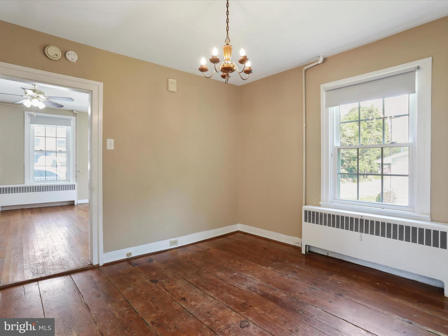 105 WATER ST, EDINBURG, Virginia 22824, 4 Bedrooms Bedrooms, ,2 BathroomsBathrooms,Residential,For sale,105 WATER ST,VASH2011840 MLS # VASH2011840 105 WATER ST, EDINBURG, Virginia 22824, 4 Bedrooms Bedrooms, ,2 BathroomsBathrooms,Residential,For sale,105 WATER ST,VASH2011840 MLS # VASH2011840