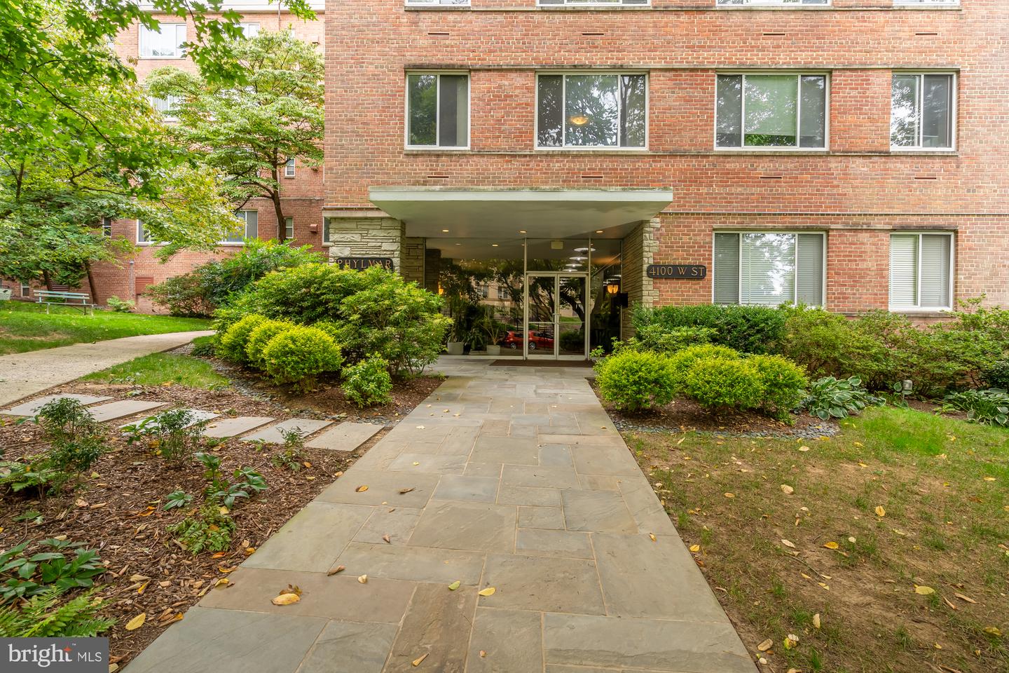 4100 W ST NW #314, WASHINGTON, District Of Columbia 20007, 1 Bedroom Bedrooms, ,1 BathroomBathrooms,Residential,For sale,4100 W ST NW #314,DCDC2213444 MLS # DCDC2213444