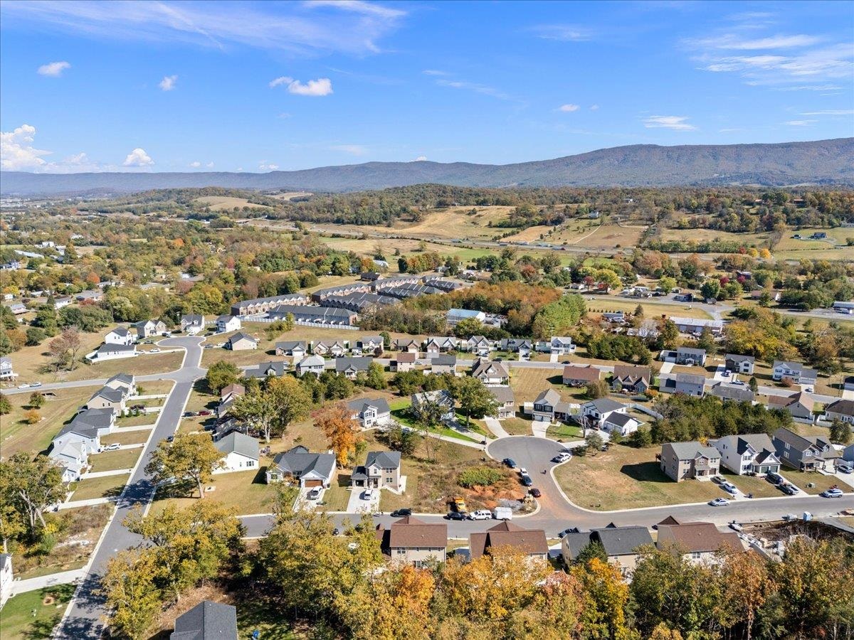 241 SUFFOLK DR, ROCKINGHAM, Virginia 22801, 4 Bedrooms Bedrooms, ,2 BathroomsBathrooms,Residential,241 SUFFOLK DR,670519 MLS # 670519 241 SUFFOLK DR, ROCKINGHAM, Virginia 22801, 4 Bedrooms Bedrooms, ,2 BathroomsBathrooms,Residential,241 SUFFOLK DR,670519 MLS # 670519