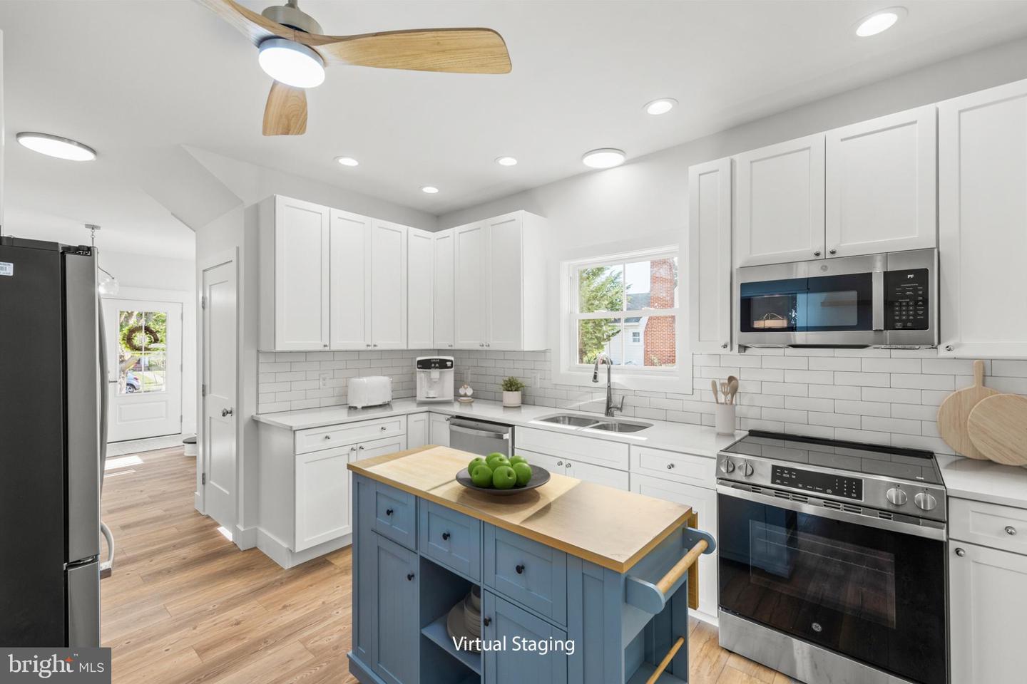 703 NATIONAL AVE, WINCHESTER, Virginia 22601, 3 Bedrooms Bedrooms, 10 Rooms Rooms,2 BathroomsBathrooms,Residential,For sale,703 NATIONAL AVE,VAWI2008918 MLS # VAWI2008918 703 NATIONAL AVE, WINCHESTER, Virginia 22601, 3 Bedrooms Bedrooms, 10 Rooms Rooms,2 BathroomsBathrooms,Residential,For sale,703 NATIONAL AVE,VAWI2008918 MLS # VAWI2008918