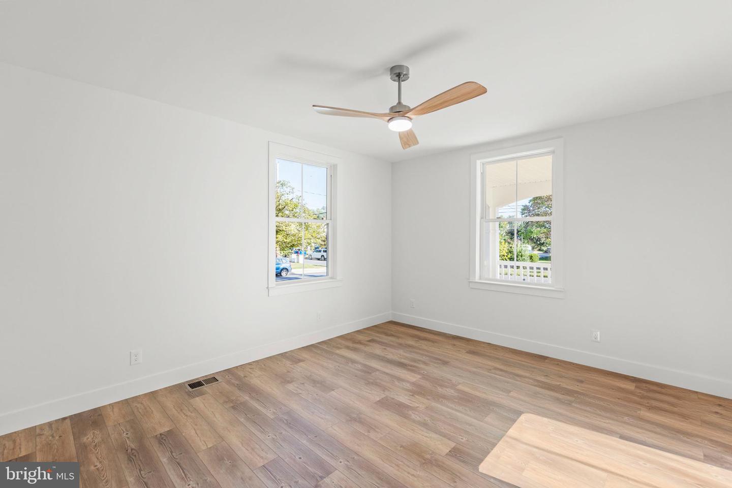 703 NATIONAL AVE, WINCHESTER, Virginia 22601, 3 Bedrooms Bedrooms, 10 Rooms Rooms,2 BathroomsBathrooms,Residential,For sale,703 NATIONAL AVE,VAWI2008918 MLS # VAWI2008918 703 NATIONAL AVE, WINCHESTER, Virginia 22601, 3 Bedrooms Bedrooms, 10 Rooms Rooms,2 BathroomsBathrooms,Residential,For sale,703 NATIONAL AVE,VAWI2008918 MLS # VAWI2008918