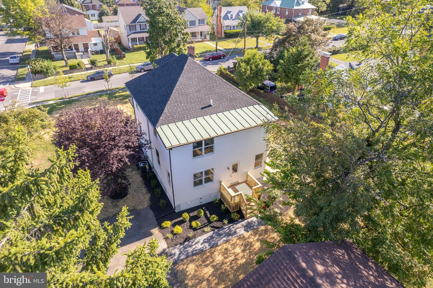 703 NATIONAL AVE, WINCHESTER, Virginia 22601, 3 Bedrooms Bedrooms, 10 Rooms Rooms,2 BathroomsBathrooms,Residential,For sale,703 NATIONAL AVE,VAWI2008918 MLS # VAWI2008918 703 NATIONAL AVE, WINCHESTER, Virginia 22601, 3 Bedrooms Bedrooms, 10 Rooms Rooms,2 BathroomsBathrooms,Residential,For sale,703 NATIONAL AVE,VAWI2008918 MLS # VAWI2008918