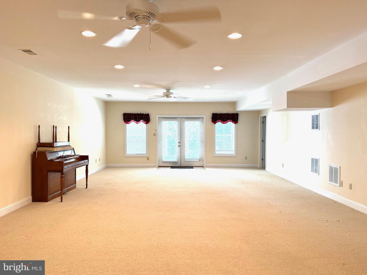 150 HARVEST RIDGE DR, WINCHESTER, Virginia 22601, 4 Bedrooms Bedrooms, 18 Rooms Rooms,3 BathroomsBathrooms,Residential,For sale,150 HARVEST RIDGE DR,VAFV2036498 MLS # VAFV2036498 150 HARVEST RIDGE DR, WINCHESTER, Virginia 22601, 4 Bedrooms Bedrooms, 18 Rooms Rooms,3 BathroomsBathrooms,Residential,For sale,150 HARVEST RIDGE DR,VAFV2036498 MLS # VAFV2036498