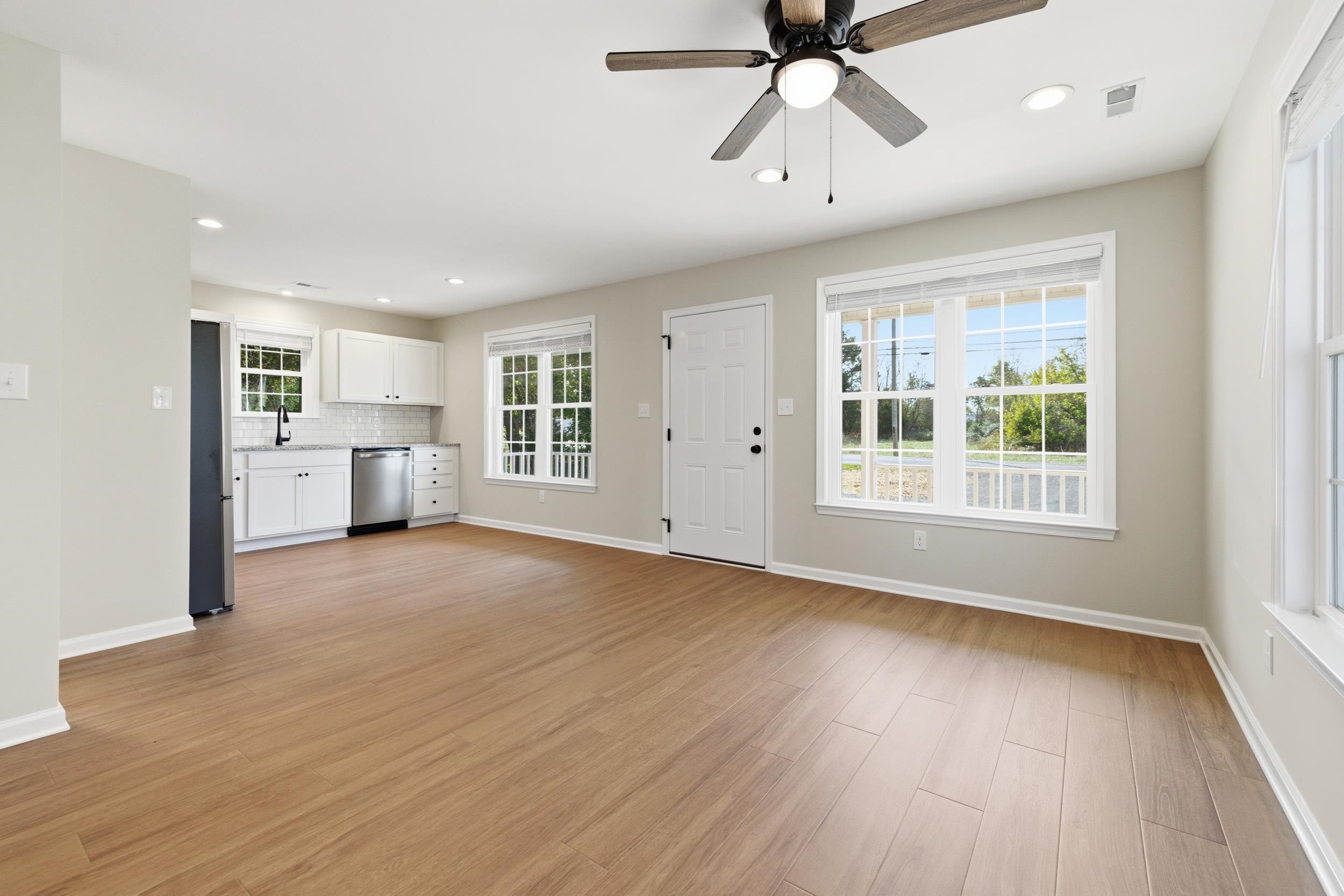 223 FAIRVIEW RD, LURAY, Virginia 22835, 3 Bedrooms Bedrooms, ,2 BathroomsBathrooms,Residential,223 FAIRVIEW RD,670532 MLS # 670532 223 FAIRVIEW RD, LURAY, Virginia 22835, 3 Bedrooms Bedrooms, ,2 BathroomsBathrooms,Residential,223 FAIRVIEW RD,670532 MLS # 670532