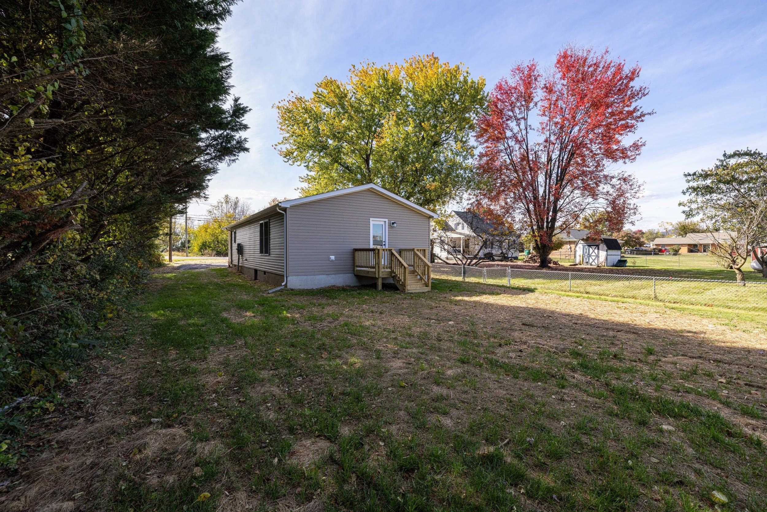 223 FAIRVIEW RD, LURAY, Virginia 22835, 3 Bedrooms Bedrooms, ,2 BathroomsBathrooms,Residential,223 FAIRVIEW RD,670532 MLS # 670532 223 FAIRVIEW RD, LURAY, Virginia 22835, 3 Bedrooms Bedrooms, ,2 BathroomsBathrooms,Residential,223 FAIRVIEW RD,670532 MLS # 670532