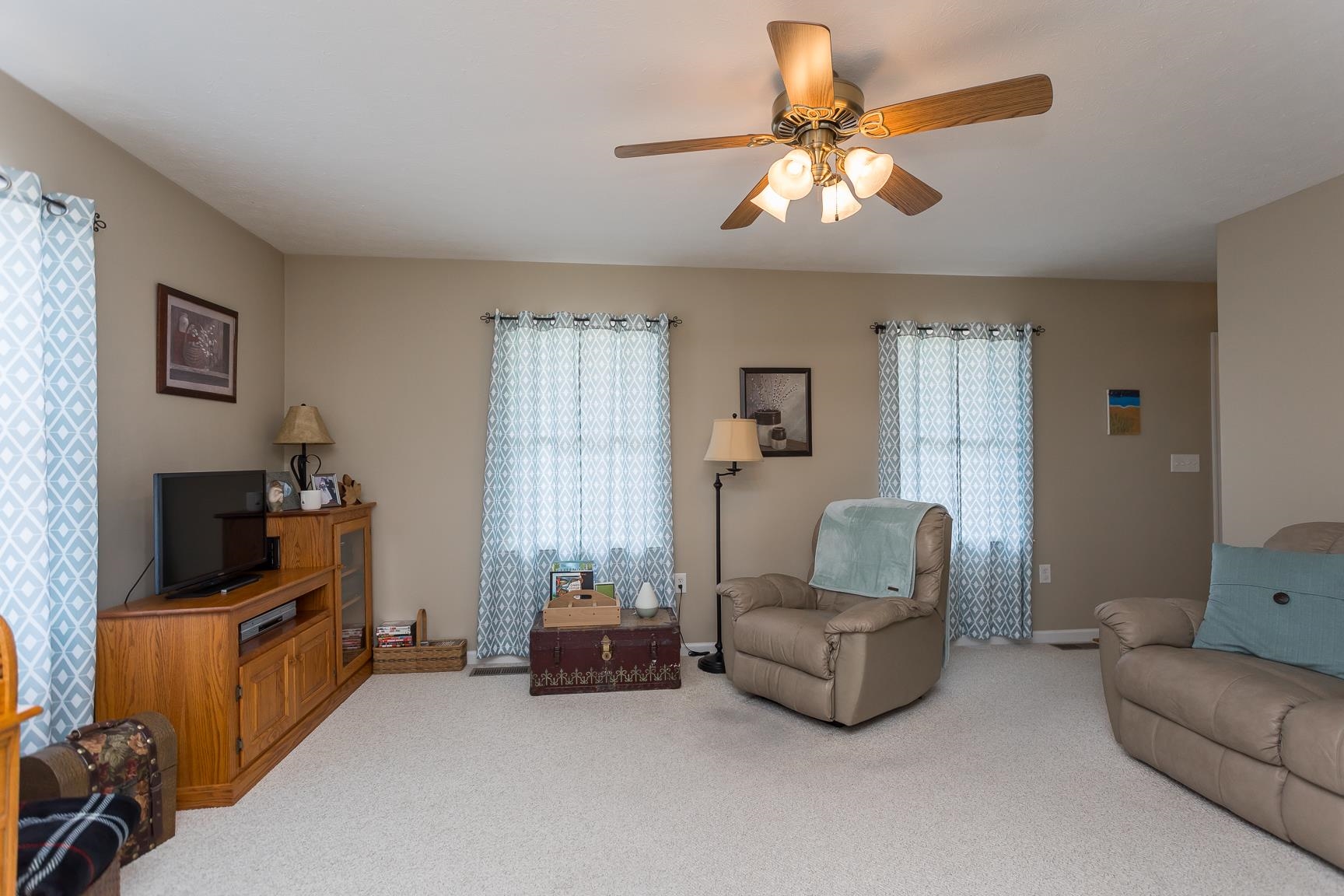 302 MEYERS CT, BROADWAY, Virginia 22815, 3 Bedrooms Bedrooms, ,2 BathroomsBathrooms,Residential,302 MEYERS CT,670538 MLS # 670538 302 MEYERS CT, BROADWAY, Virginia 22815, 3 Bedrooms Bedrooms, ,2 BathroomsBathrooms,Residential,302 MEYERS CT,670538 MLS # 670538