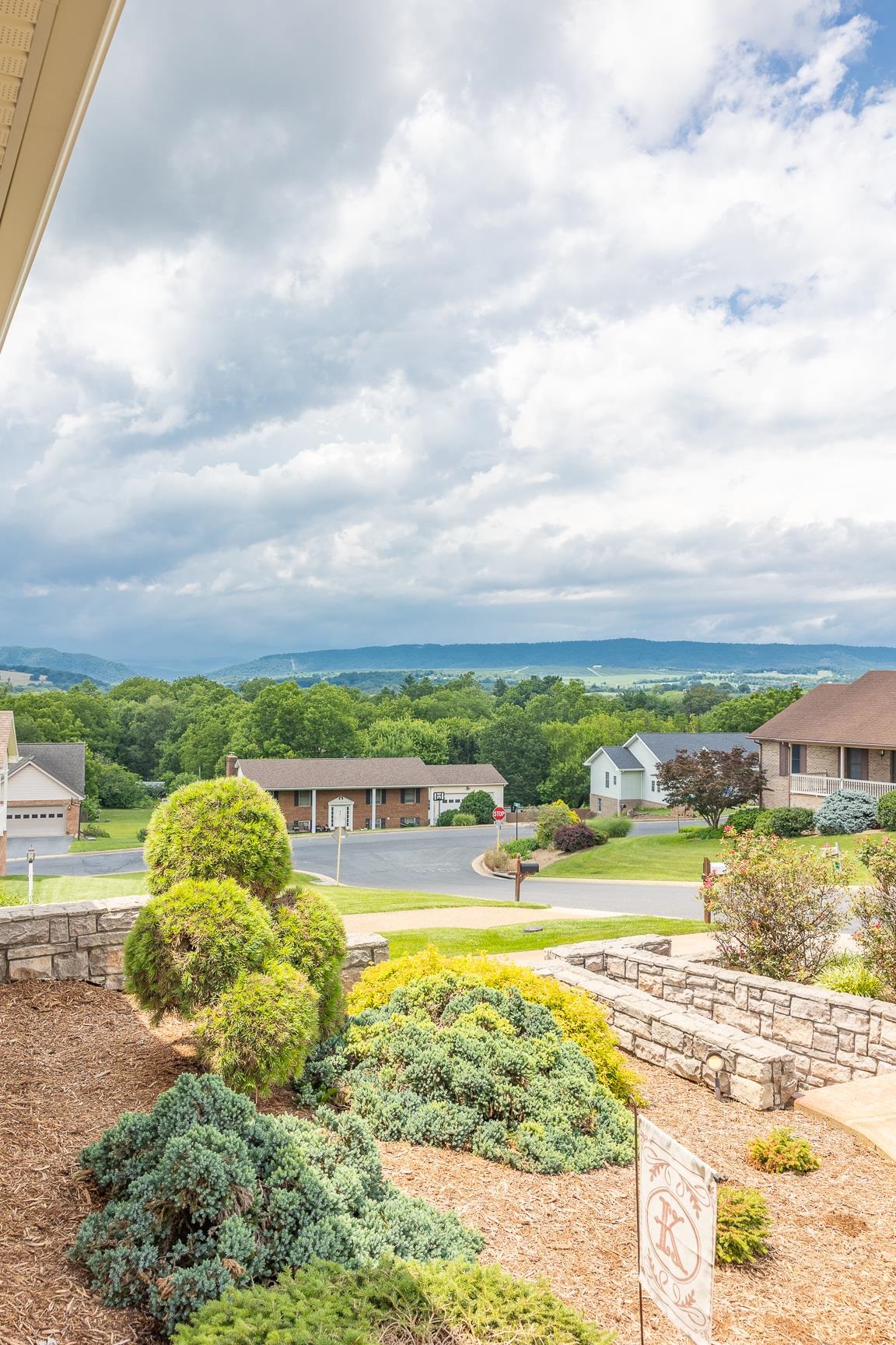 302 MEYERS CT, BROADWAY, Virginia 22815, 3 Bedrooms Bedrooms, ,2 BathroomsBathrooms,Residential,302 MEYERS CT,670538 MLS # 670538 302 MEYERS CT, BROADWAY, Virginia 22815, 3 Bedrooms Bedrooms, ,2 BathroomsBathrooms,Residential,302 MEYERS CT,670538 MLS # 670538