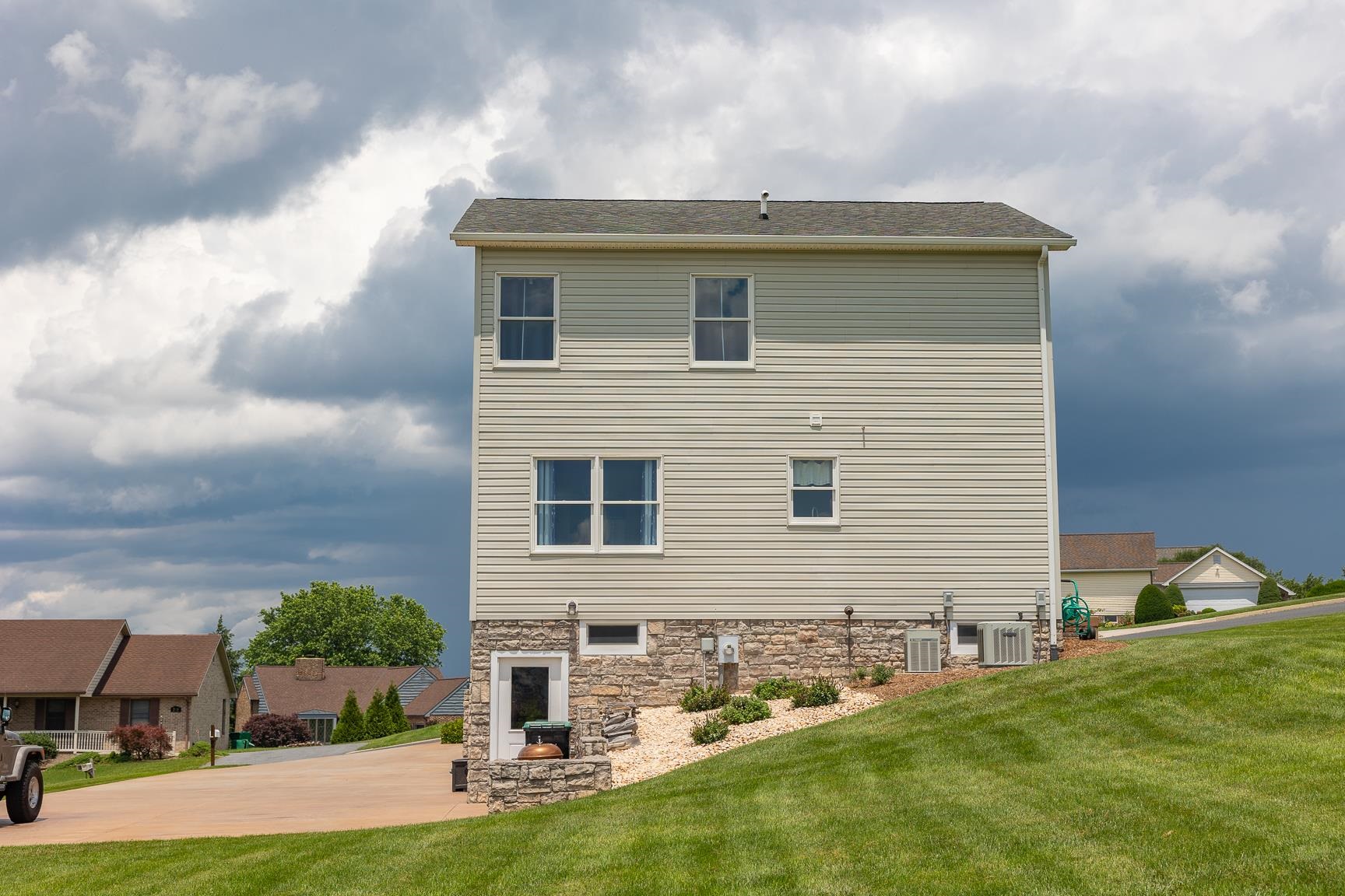 302 MEYERS CT, BROADWAY, Virginia 22815, 3 Bedrooms Bedrooms, ,2 BathroomsBathrooms,Residential,302 MEYERS CT,670538 MLS # 670538 302 MEYERS CT, BROADWAY, Virginia 22815, 3 Bedrooms Bedrooms, ,2 BathroomsBathrooms,Residential,302 MEYERS CT,670538 MLS # 670538