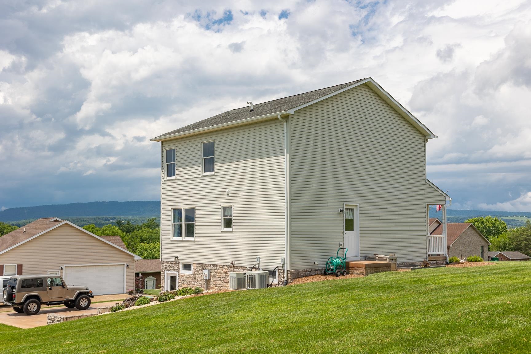 302 MEYERS CT, BROADWAY, Virginia 22815, 3 Bedrooms Bedrooms, ,2 BathroomsBathrooms,Residential,302 MEYERS CT,670538 MLS # 670538 302 MEYERS CT, BROADWAY, Virginia 22815, 3 Bedrooms Bedrooms, ,2 BathroomsBathrooms,Residential,302 MEYERS CT,670538 MLS # 670538