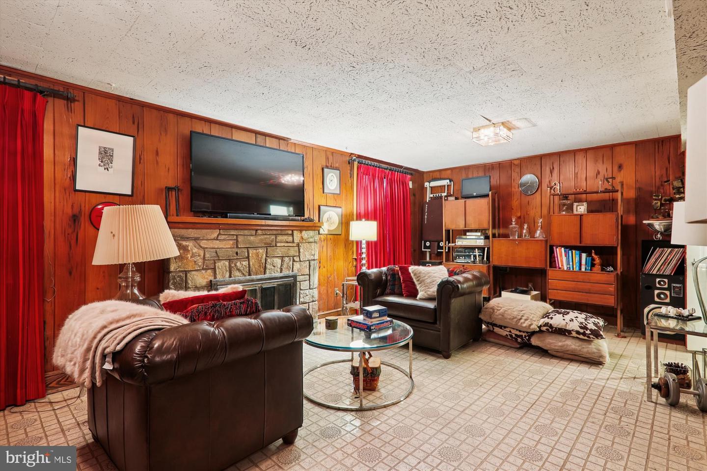 3195 WESTOVER DR SE, WASHINGTON, District Of Columbia 20020, 7 Bedrooms Bedrooms, ,4 BathroomsBathrooms,Residential,For sale,3195 WESTOVER DR SE,DCDC2221194 MLS # DCDC2221194 3195 WESTOVER DR SE, WASHINGTON, District Of Columbia 20020, 7 Bedrooms Bedrooms, ,4 BathroomsBathrooms,Residential,For sale,3195 WESTOVER DR SE,DCDC2221194 MLS # DCDC2221194