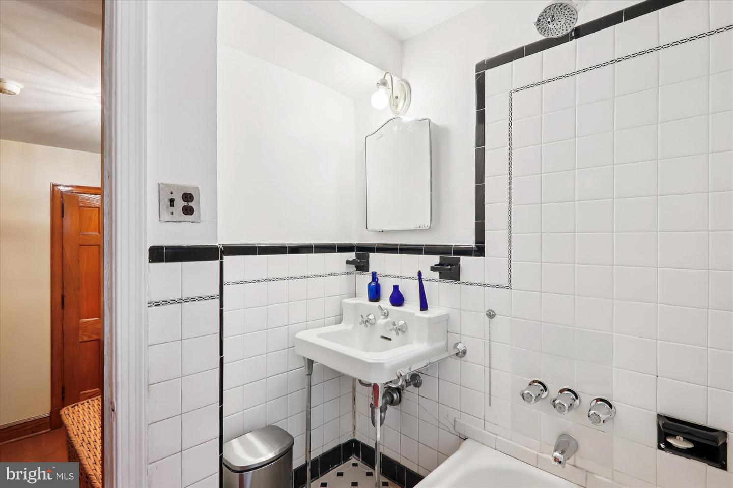 3195 WESTOVER DR SE, WASHINGTON, District Of Columbia 20020, 7 Bedrooms Bedrooms, ,4 BathroomsBathrooms,Residential,For sale,3195 WESTOVER DR SE,DCDC2221194 MLS # DCDC2221194 3195 WESTOVER DR SE, WASHINGTON, District Of Columbia 20020, 7 Bedrooms Bedrooms, ,4 BathroomsBathrooms,Residential,For sale,3195 WESTOVER DR SE,DCDC2221194 MLS # DCDC2221194