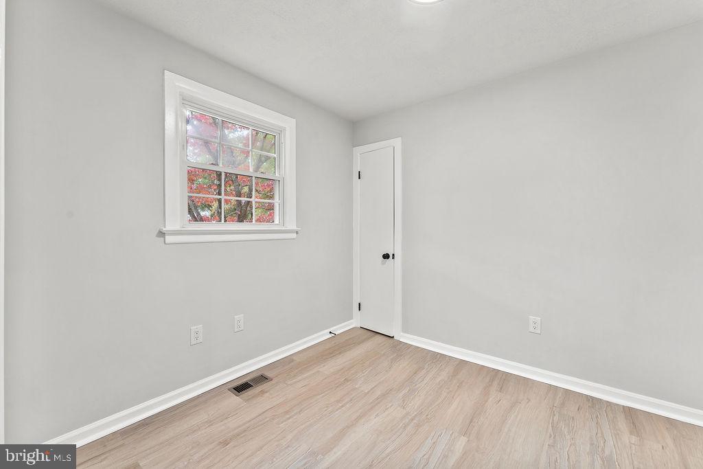 2910 LEE EXTENDED DR, FREDERICKSBURG, Virginia 22408, 3 Bedrooms Bedrooms, ,1 BathroomBathrooms,Residential,For sale,2910 LEE EXTENDED DR,VASP2036692 MLS # VASP2036692 2910 LEE EXTENDED DR, FREDERICKSBURG, Virginia 22408, 3 Bedrooms Bedrooms, ,1 BathroomBathrooms,Residential,For sale,2910 LEE EXTENDED DR,VASP2036692 MLS # VASP2036692