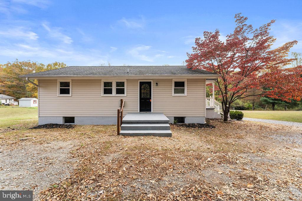 2910 LEE EXTENDED DR, FREDERICKSBURG, Virginia 22408, 3 Bedrooms Bedrooms, ,1 BathroomBathrooms,Residential,For sale,2910 LEE EXTENDED DR,VASP2036692 MLS # VASP2036692 2910 LEE EXTENDED DR, FREDERICKSBURG, Virginia 22408, 3 Bedrooms Bedrooms, ,1 BathroomBathrooms,Residential,For sale,2910 LEE EXTENDED DR,VASP2036692 MLS # VASP2036692