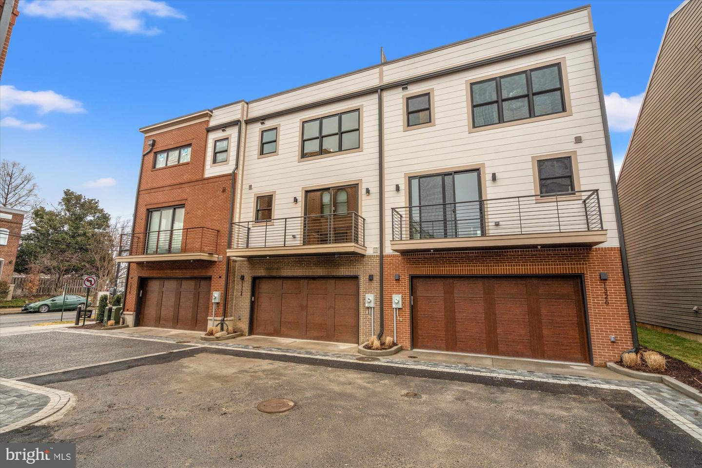 107 N WEST, ALEXANDRIA, Virginia 22314, 4 Bedrooms Bedrooms, ,4 BathroomsBathrooms,Residential,For sale,107 N WEST,VAAX2050976 MLS # VAAX2050976 107 N WEST, ALEXANDRIA, Virginia 22314, 4 Bedrooms Bedrooms, ,4 BathroomsBathrooms,Residential,For sale,107 N WEST,VAAX2050976 MLS # VAAX2050976