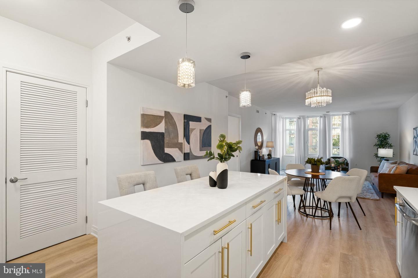 8220 CRESTWOOD HEIGHTS DR #315, MCLEAN, Virginia 22102, 2 Bedrooms Bedrooms, ,2 BathroomsBathrooms,Residential,For sale,8220 CRESTWOOD HEIGHTS DR #315,VAFX2275412 MLS # VAFX2275412 8220 CRESTWOOD HEIGHTS DR #315, MCLEAN, Virginia 22102, 2 Bedrooms Bedrooms, ,2 BathroomsBathrooms,Residential,For sale,8220 CRESTWOOD HEIGHTS DR #315,VAFX2275412 MLS # VAFX2275412