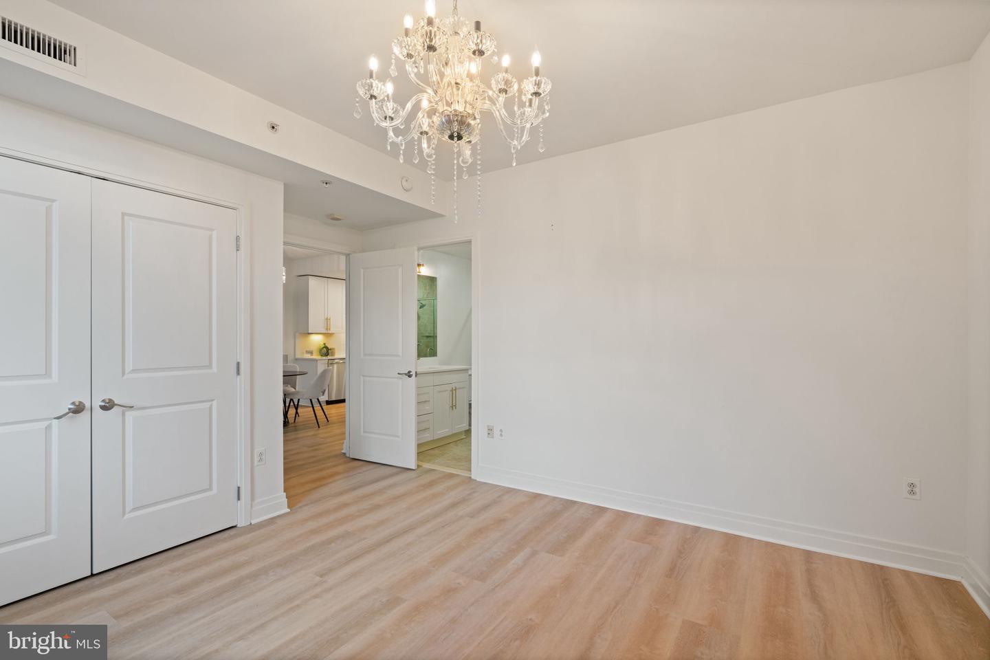 8220 CRESTWOOD HEIGHTS DR #315, MCLEAN, Virginia 22102, 2 Bedrooms Bedrooms, ,2 BathroomsBathrooms,Residential,For sale,8220 CRESTWOOD HEIGHTS DR #315,VAFX2275412 MLS # VAFX2275412 8220 CRESTWOOD HEIGHTS DR #315, MCLEAN, Virginia 22102, 2 Bedrooms Bedrooms, ,2 BathroomsBathrooms,Residential,For sale,8220 CRESTWOOD HEIGHTS DR #315,VAFX2275412 MLS # VAFX2275412