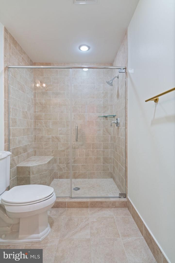 8220 CRESTWOOD HEIGHTS DR #315, MCLEAN, Virginia 22102, 2 Bedrooms Bedrooms, ,2 BathroomsBathrooms,Residential,For sale,8220 CRESTWOOD HEIGHTS DR #315,VAFX2275412 MLS # VAFX2275412 8220 CRESTWOOD HEIGHTS DR #315, MCLEAN, Virginia 22102, 2 Bedrooms Bedrooms, ,2 BathroomsBathrooms,Residential,For sale,8220 CRESTWOOD HEIGHTS DR #315,VAFX2275412 MLS # VAFX2275412