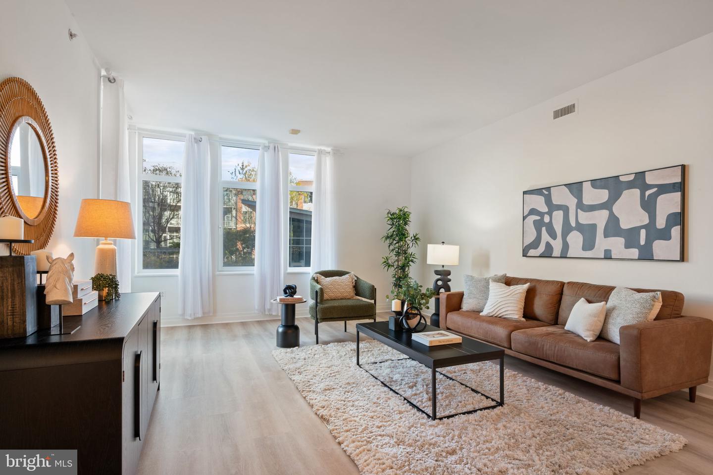 8220 CRESTWOOD HEIGHTS DR #315, MCLEAN, Virginia 22102, 2 Bedrooms Bedrooms, ,2 BathroomsBathrooms,Residential,For sale,8220 CRESTWOOD HEIGHTS DR #315,VAFX2275412 MLS # VAFX2275412 8220 CRESTWOOD HEIGHTS DR #315, MCLEAN, Virginia 22102, 2 Bedrooms Bedrooms, ,2 BathroomsBathrooms,Residential,For sale,8220 CRESTWOOD HEIGHTS DR #315,VAFX2275412 MLS # VAFX2275412