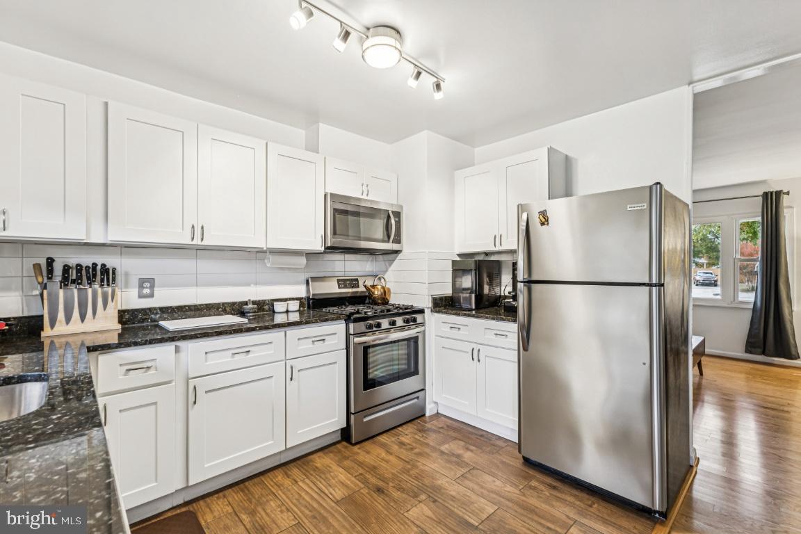 7309 PIPER CT, ALEXANDRIA, Virginia 22306, 3 Bedrooms Bedrooms, 9 Rooms Rooms,1 BathroomBathrooms,Residential,For sale,7309 PIPER CT,VAFX2275666 MLS # VAFX2275666 7309 PIPER CT, ALEXANDRIA, Virginia 22306, 3 Bedrooms Bedrooms, 9 Rooms Rooms,1 BathroomBathrooms,Residential,For sale,7309 PIPER CT,VAFX2275666 MLS # VAFX2275666