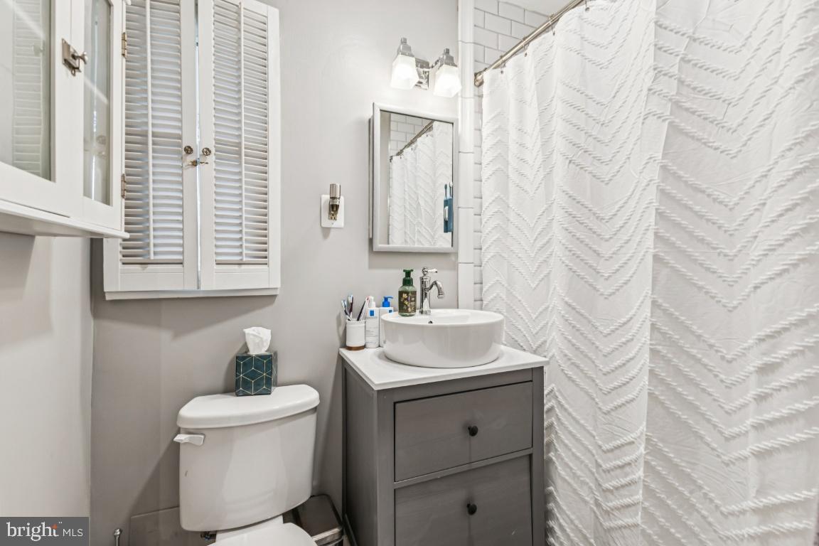 7309 PIPER CT, ALEXANDRIA, Virginia 22306, 3 Bedrooms Bedrooms, 9 Rooms Rooms,1 BathroomBathrooms,Residential,For sale,7309 PIPER CT,VAFX2275666 MLS # VAFX2275666 7309 PIPER CT, ALEXANDRIA, Virginia 22306, 3 Bedrooms Bedrooms, 9 Rooms Rooms,1 BathroomBathrooms,Residential,For sale,7309 PIPER CT,VAFX2275666 MLS # VAFX2275666