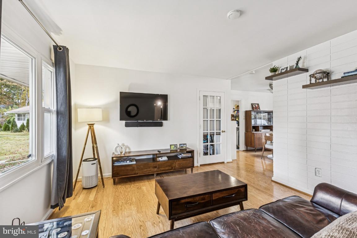 7309 PIPER CT, ALEXANDRIA, Virginia 22306, 3 Bedrooms Bedrooms, 9 Rooms Rooms,1 BathroomBathrooms,Residential,For sale,7309 PIPER CT,VAFX2275666 MLS # VAFX2275666 7309 PIPER CT, ALEXANDRIA, Virginia 22306, 3 Bedrooms Bedrooms, 9 Rooms Rooms,1 BathroomBathrooms,Residential,For sale,7309 PIPER CT,VAFX2275666 MLS # VAFX2275666