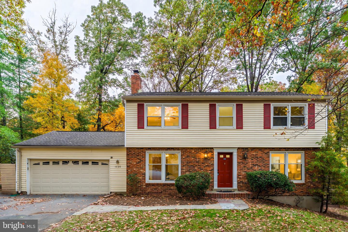 1508 HIDDENBROOK DR, HERNDON, Virginia 20170, 4 Bedrooms Bedrooms, ,4 BathroomsBathrooms,Residential,For sale,1508 HIDDENBROOK DR,VAFX2275752 MLS # VAFX2275752 1508 HIDDENBROOK DR, HERNDON, Virginia 20170, 4 Bedrooms Bedrooms, ,4 BathroomsBathrooms,Residential,For sale,1508 HIDDENBROOK DR,VAFX2275752 MLS # VAFX2275752