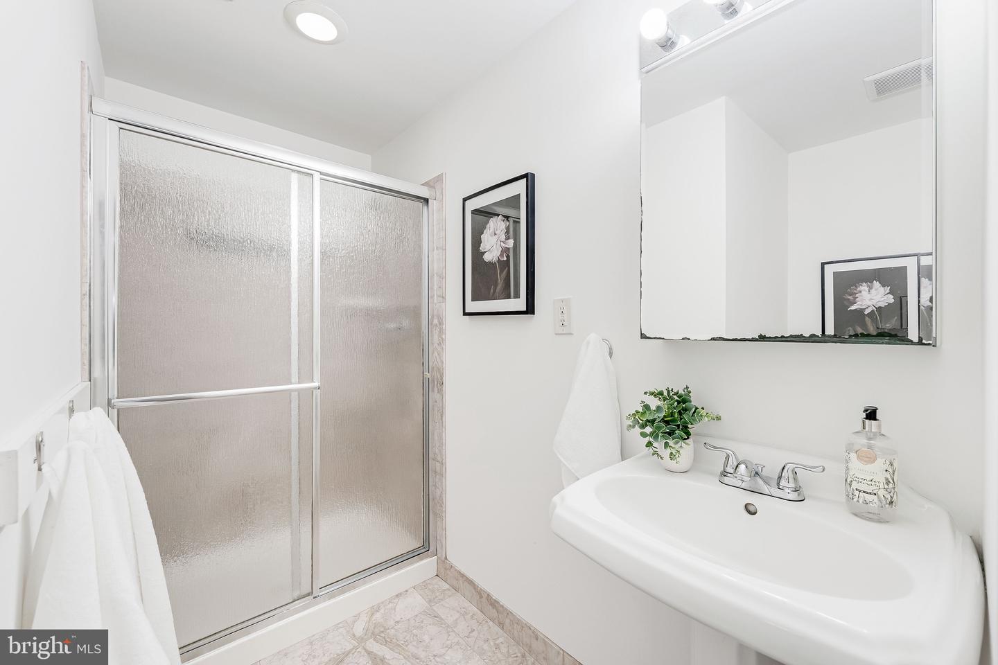 1508 HIDDENBROOK DR, HERNDON, Virginia 20170, 4 Bedrooms Bedrooms, ,4 BathroomsBathrooms,Residential,For sale,1508 HIDDENBROOK DR,VAFX2275752 MLS # VAFX2275752 1508 HIDDENBROOK DR, HERNDON, Virginia 20170, 4 Bedrooms Bedrooms, ,4 BathroomsBathrooms,Residential,For sale,1508 HIDDENBROOK DR,VAFX2275752 MLS # VAFX2275752