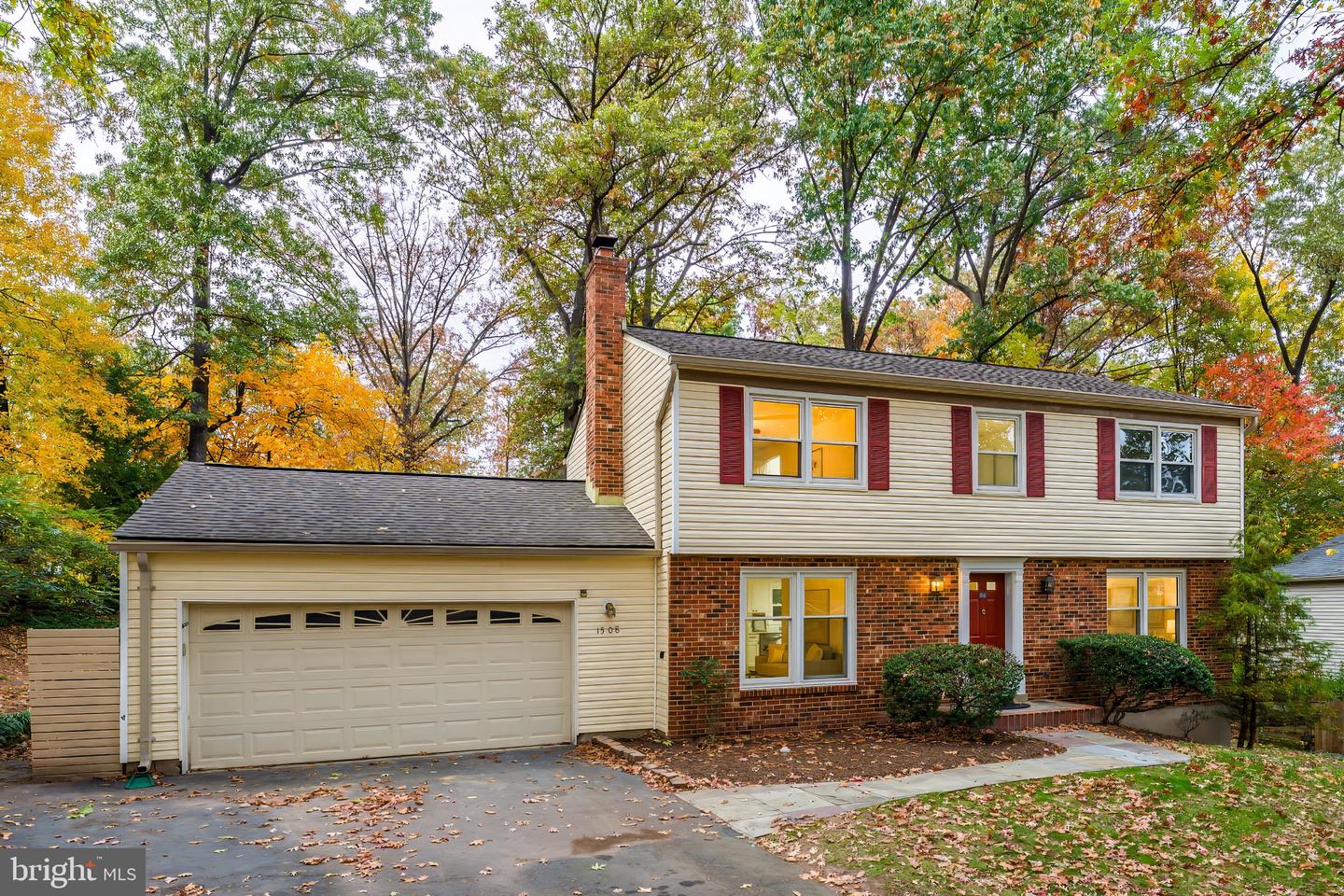 1508 HIDDENBROOK DR, HERNDON, Virginia 20170, 4 Bedrooms Bedrooms, ,4 BathroomsBathrooms,Residential,For sale,1508 HIDDENBROOK DR,VAFX2275752 MLS # VAFX2275752 1508 HIDDENBROOK DR, HERNDON, Virginia 20170, 4 Bedrooms Bedrooms, ,4 BathroomsBathrooms,Residential,For sale,1508 HIDDENBROOK DR,VAFX2275752 MLS # VAFX2275752