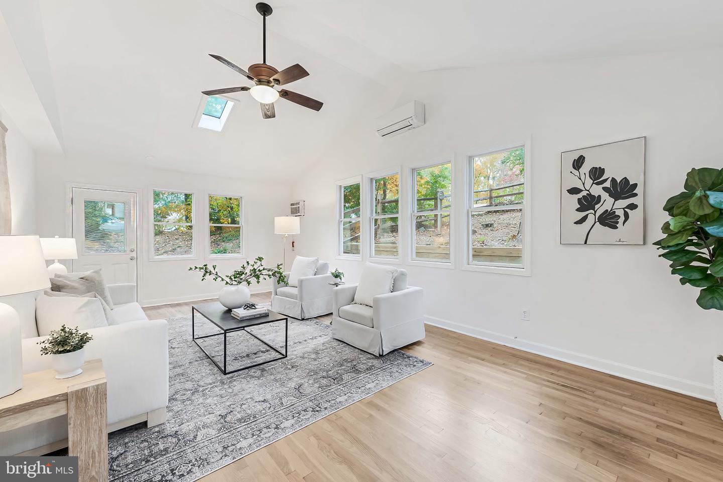 1508 HIDDENBROOK DR, HERNDON, Virginia 20170, 4 Bedrooms Bedrooms, ,4 BathroomsBathrooms,Residential,For sale,1508 HIDDENBROOK DR,VAFX2275752 MLS # VAFX2275752 1508 HIDDENBROOK DR, HERNDON, Virginia 20170, 4 Bedrooms Bedrooms, ,4 BathroomsBathrooms,Residential,For sale,1508 HIDDENBROOK DR,VAFX2275752 MLS # VAFX2275752