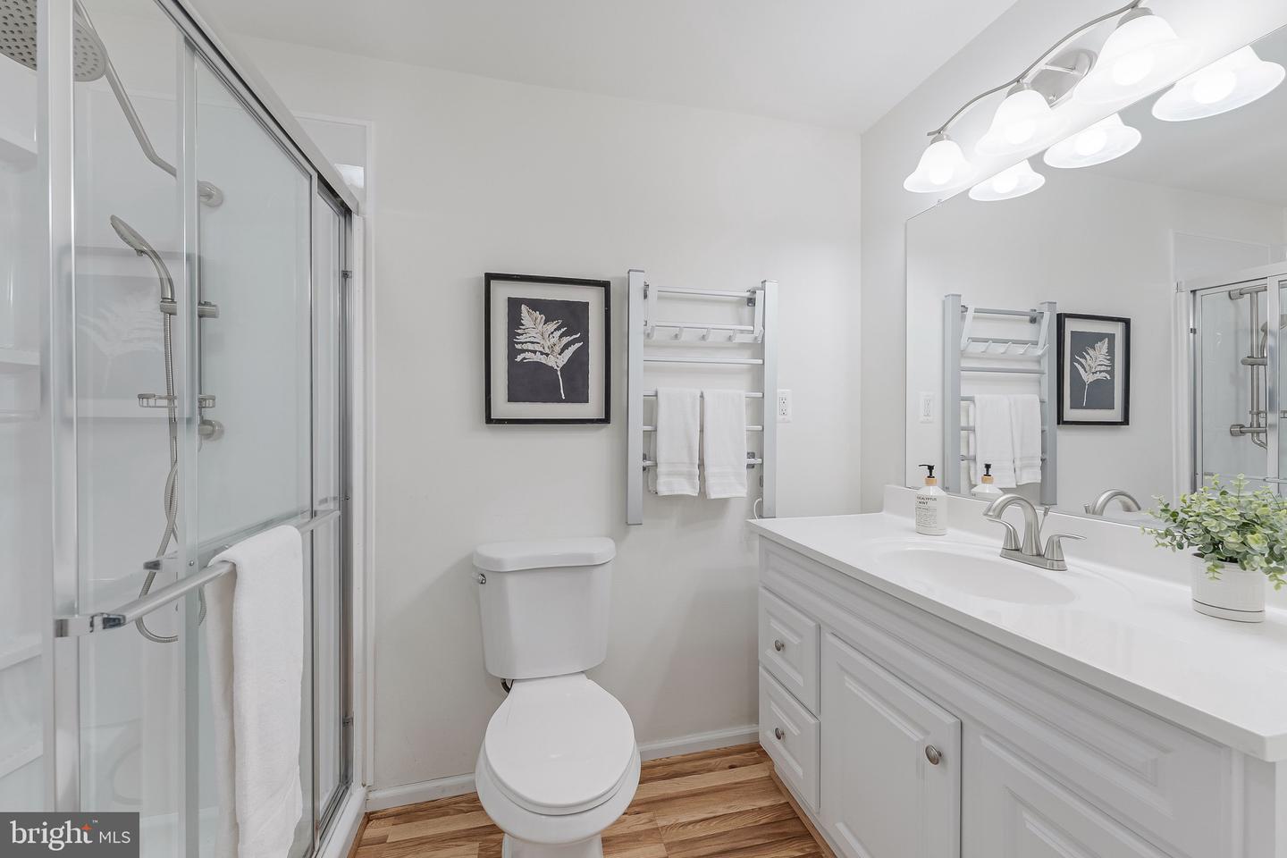 1508 HIDDENBROOK DR, HERNDON, Virginia 20170, 4 Bedrooms Bedrooms, ,4 BathroomsBathrooms,Residential,For sale,1508 HIDDENBROOK DR,VAFX2275752 MLS # VAFX2275752 1508 HIDDENBROOK DR, HERNDON, Virginia 20170, 4 Bedrooms Bedrooms, ,4 BathroomsBathrooms,Residential,For sale,1508 HIDDENBROOK DR,VAFX2275752 MLS # VAFX2275752