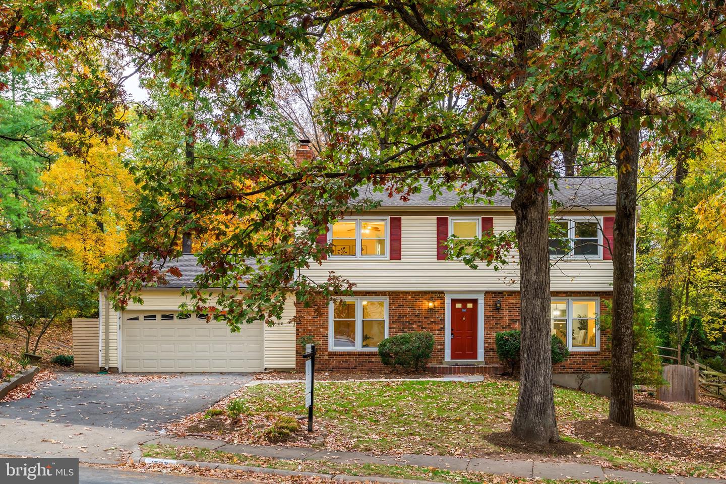 1508 HIDDENBROOK DR, HERNDON, Virginia 20170, 4 Bedrooms Bedrooms, ,4 BathroomsBathrooms,Residential,For sale,1508 HIDDENBROOK DR,VAFX2275752 MLS # VAFX2275752 1508 HIDDENBROOK DR, HERNDON, Virginia 20170, 4 Bedrooms Bedrooms, ,4 BathroomsBathrooms,Residential,For sale,1508 HIDDENBROOK DR,VAFX2275752 MLS # VAFX2275752