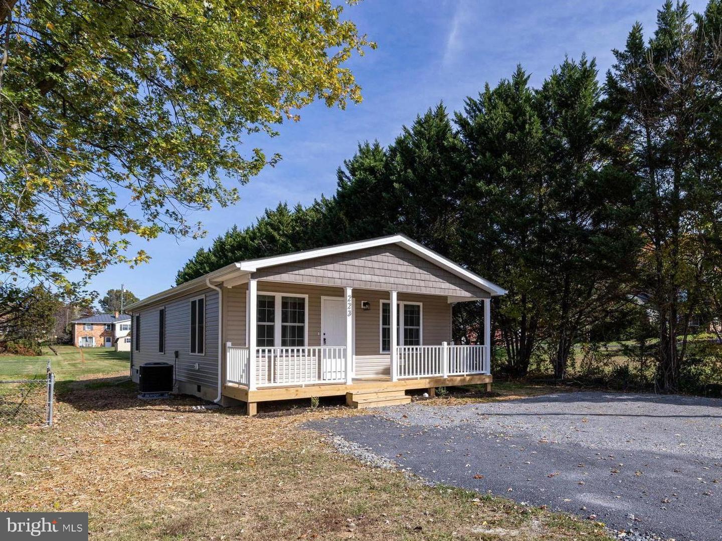 223 FAIRVIEW RD, LURAY, Virginia 22835, 3 Bedrooms Bedrooms, ,2 BathroomsBathrooms,Residential,For sale,223 FAIRVIEW RD,VAPA2005532 MLS # VAPA2005532 223 FAIRVIEW RD, LURAY, Virginia 22835, 3 Bedrooms Bedrooms, ,2 BathroomsBathrooms,Residential,For sale,223 FAIRVIEW RD,VAPA2005532 MLS # VAPA2005532