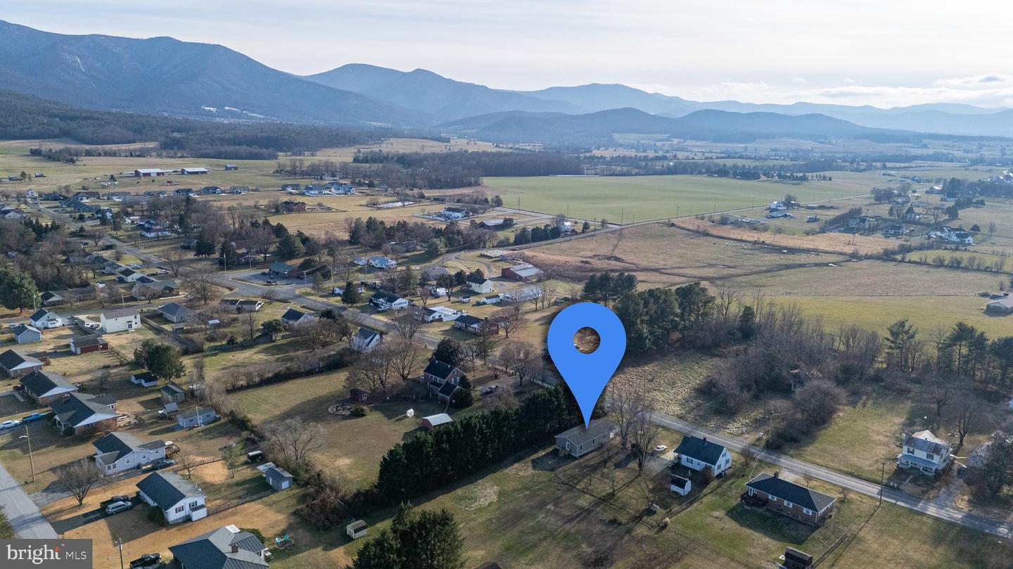 223 FAIRVIEW RD, LURAY, Virginia 22835, 3 Bedrooms Bedrooms, ,2 BathroomsBathrooms,Residential,For sale,223 FAIRVIEW RD,VAPA2005532 MLS # VAPA2005532