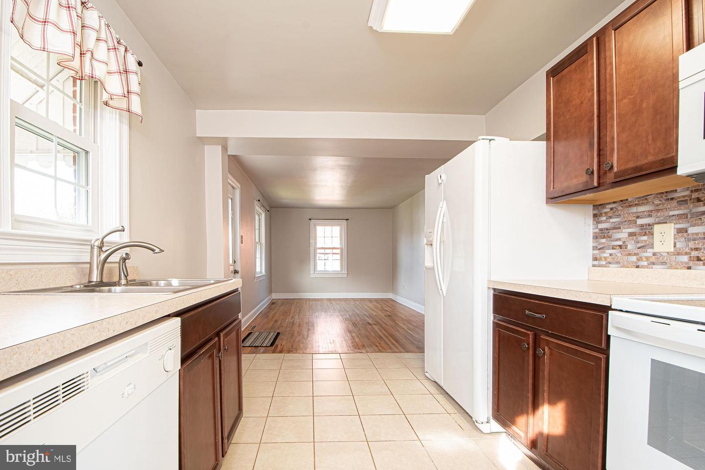 409 DUNCAN AVE, FRONT ROYAL, Virginia 22630, 4 Bedrooms Bedrooms, ,1 BathroomBathrooms,Residential,For sale,409 DUNCAN AVE,VAWR2012624 MLS # VAWR2012624 409 DUNCAN AVE, FRONT ROYAL, Virginia 22630, 4 Bedrooms Bedrooms, ,1 BathroomBathrooms,Residential,For sale,409 DUNCAN AVE,VAWR2012624 MLS # VAWR2012624