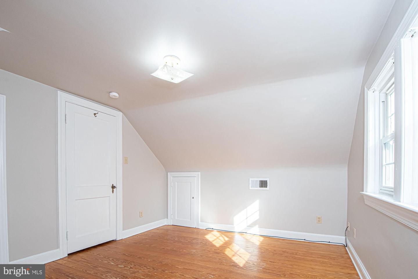 409 DUNCAN AVE, FRONT ROYAL, Virginia 22630, 4 Bedrooms Bedrooms, ,1 BathroomBathrooms,Residential,For sale,409 DUNCAN AVE,VAWR2012624 MLS # VAWR2012624 409 DUNCAN AVE, FRONT ROYAL, Virginia 22630, 4 Bedrooms Bedrooms, ,1 BathroomBathrooms,Residential,For sale,409 DUNCAN AVE,VAWR2012624 MLS # VAWR2012624