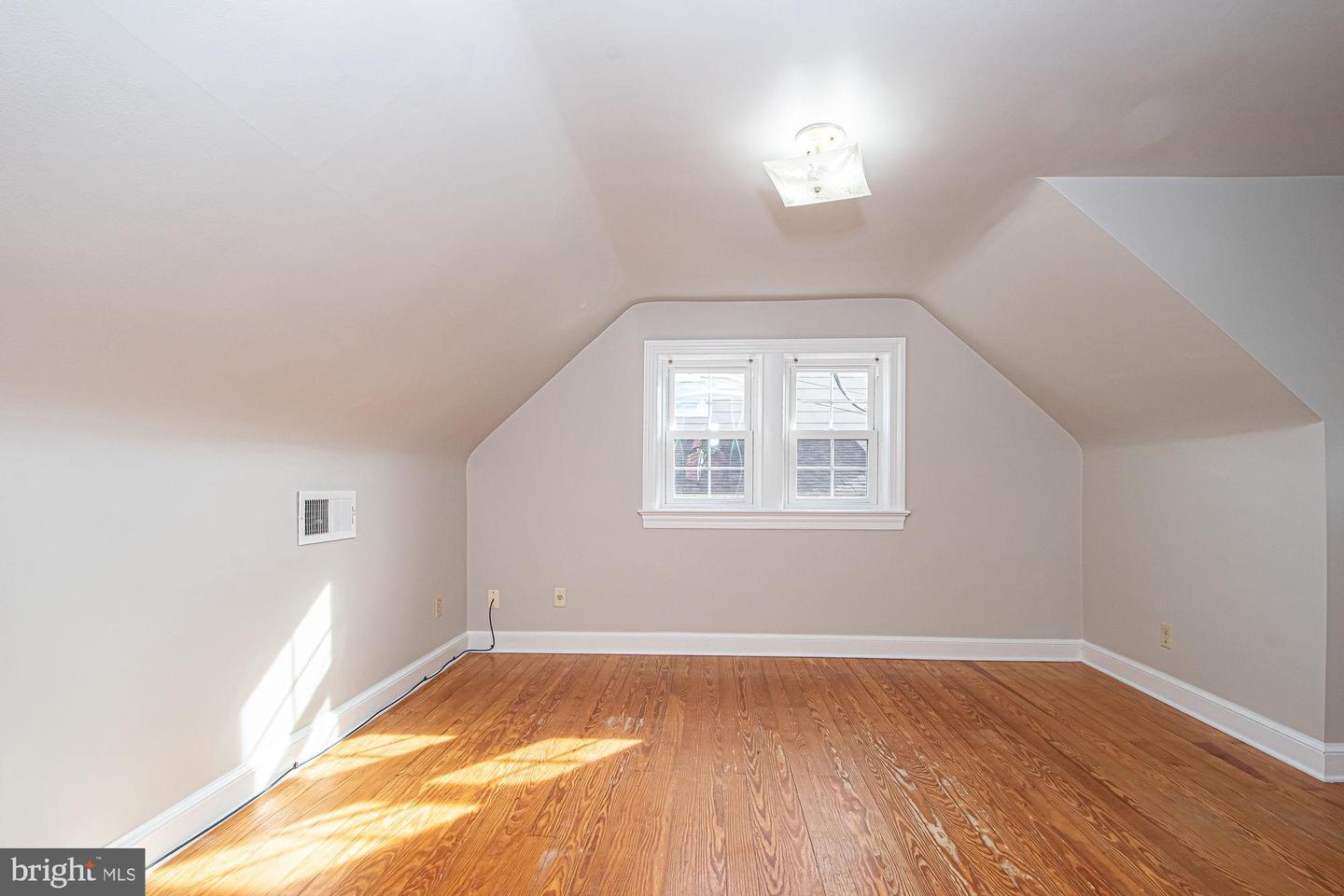 409 DUNCAN AVE, FRONT ROYAL, Virginia 22630, 4 Bedrooms Bedrooms, ,1 BathroomBathrooms,Residential,For sale,409 DUNCAN AVE,VAWR2012624 MLS # VAWR2012624 409 DUNCAN AVE, FRONT ROYAL, Virginia 22630, 4 Bedrooms Bedrooms, ,1 BathroomBathrooms,Residential,For sale,409 DUNCAN AVE,VAWR2012624 MLS # VAWR2012624