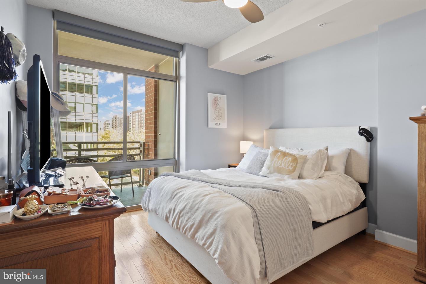 3600 S GLEBE RD #414W, ARLINGTON, Virginia 22202, 1 Bedroom Bedrooms, ,1 BathroomBathrooms,Residential,For sale,3600 S GLEBE RD #414W,VAAR2065412 MLS # VAAR2065412 3600 S GLEBE RD #414W, ARLINGTON, Virginia 22202, 1 Bedroom Bedrooms, ,1 BathroomBathrooms,Residential,For sale,3600 S GLEBE RD #414W,VAAR2065412 MLS # VAAR2065412