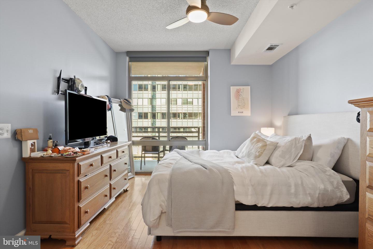 3600 S GLEBE RD #414W, ARLINGTON, Virginia 22202, 1 Bedroom Bedrooms, ,1 BathroomBathrooms,Residential,For sale,3600 S GLEBE RD #414W,VAAR2065412 MLS # VAAR2065412 3600 S GLEBE RD #414W, ARLINGTON, Virginia 22202, 1 Bedroom Bedrooms, ,1 BathroomBathrooms,Residential,For sale,3600 S GLEBE RD #414W,VAAR2065412 MLS # VAAR2065412