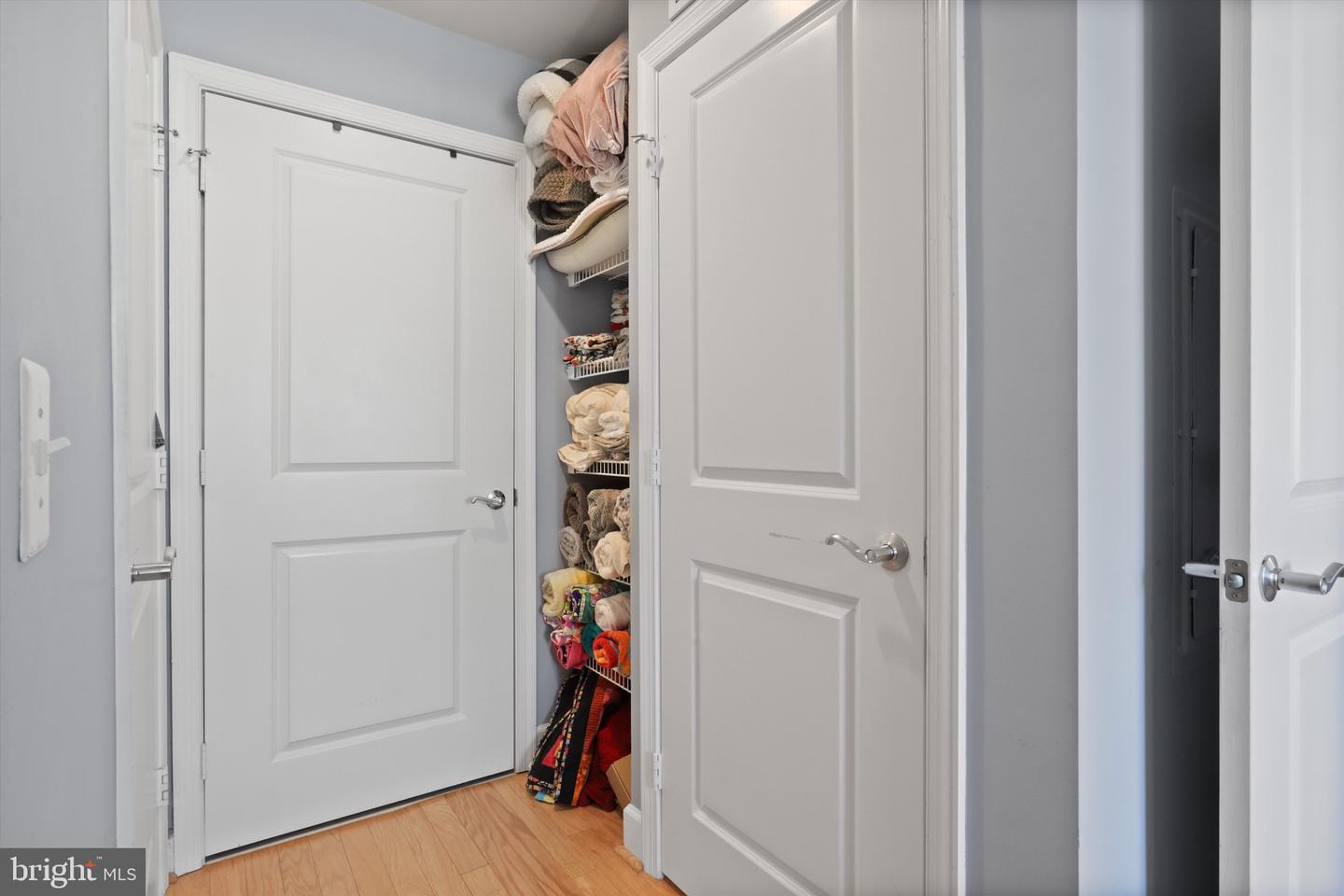 3600 S GLEBE RD #414W, ARLINGTON, Virginia 22202, 1 Bedroom Bedrooms, ,1 BathroomBathrooms,Residential,For sale,3600 S GLEBE RD #414W,VAAR2065412 MLS # VAAR2065412 3600 S GLEBE RD #414W, ARLINGTON, Virginia 22202, 1 Bedroom Bedrooms, ,1 BathroomBathrooms,Residential,For sale,3600 S GLEBE RD #414W,VAAR2065412 MLS # VAAR2065412