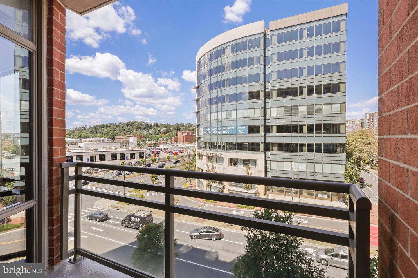 3600 S GLEBE RD #414W, ARLINGTON, Virginia 22202, 1 Bedroom Bedrooms, ,1 BathroomBathrooms,Residential,For sale,3600 S GLEBE RD #414W,VAAR2065412 MLS # VAAR2065412 3600 S GLEBE RD #414W, ARLINGTON, Virginia 22202, 1 Bedroom Bedrooms, ,1 BathroomBathrooms,Residential,For sale,3600 S GLEBE RD #414W,VAAR2065412 MLS # VAAR2065412