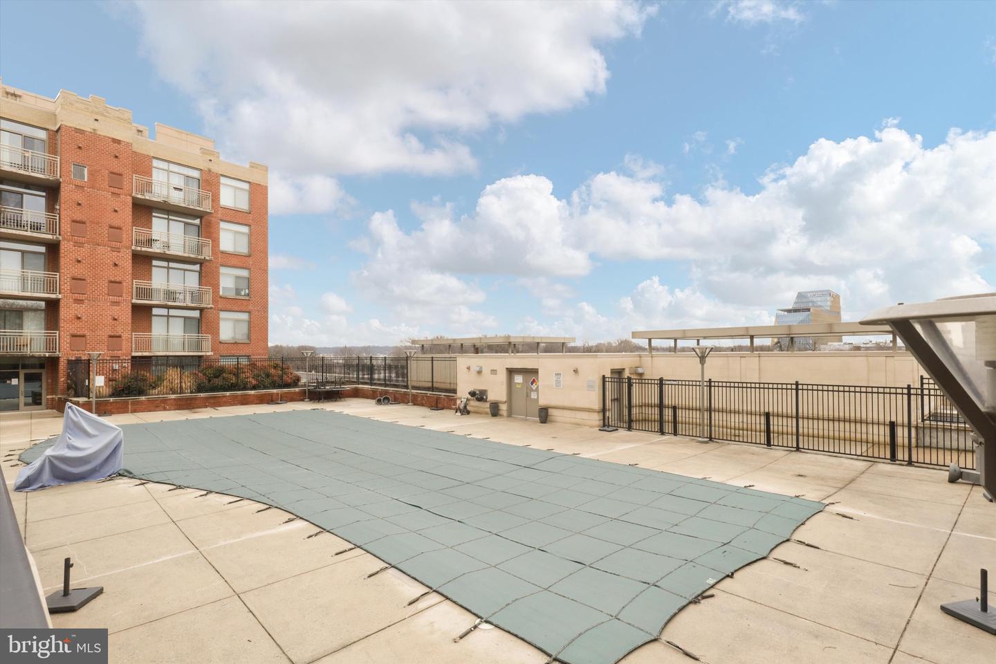 3600 S GLEBE RD #414W, ARLINGTON, Virginia 22202, 1 Bedroom Bedrooms, ,1 BathroomBathrooms,Residential,For sale,3600 S GLEBE RD #414W,VAAR2065412 MLS # VAAR2065412 3600 S GLEBE RD #414W, ARLINGTON, Virginia 22202, 1 Bedroom Bedrooms, ,1 BathroomBathrooms,Residential,For sale,3600 S GLEBE RD #414W,VAAR2065412 MLS # VAAR2065412