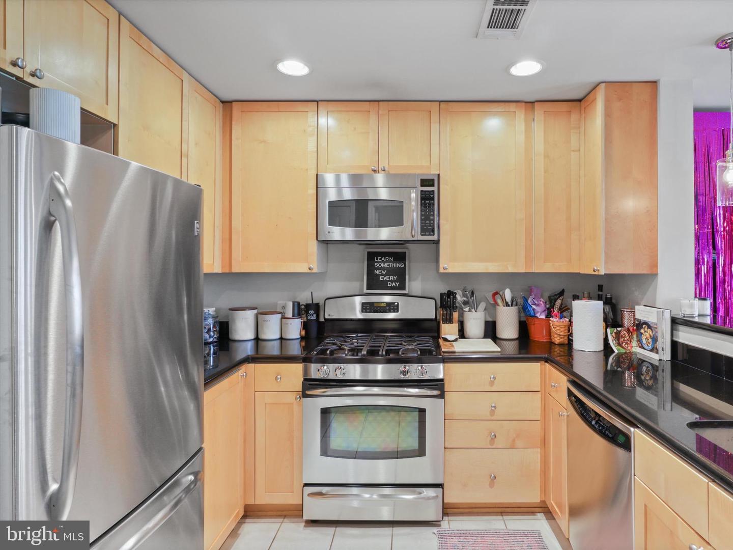 3600 S GLEBE RD #414W, ARLINGTON, Virginia 22202, 1 Bedroom Bedrooms, ,1 BathroomBathrooms,Residential,For sale,3600 S GLEBE RD #414W,VAAR2065412 MLS # VAAR2065412 3600 S GLEBE RD #414W, ARLINGTON, Virginia 22202, 1 Bedroom Bedrooms, ,1 BathroomBathrooms,Residential,For sale,3600 S GLEBE RD #414W,VAAR2065412 MLS # VAAR2065412