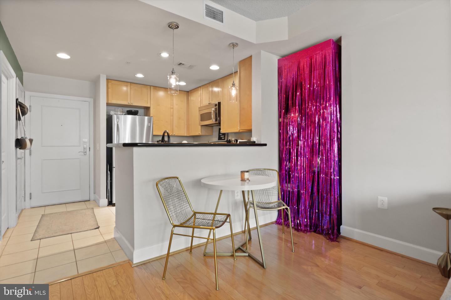3600 S GLEBE RD #414W, ARLINGTON, Virginia 22202, 1 Bedroom Bedrooms, ,1 BathroomBathrooms,Residential,For sale,3600 S GLEBE RD #414W,VAAR2065412 MLS # VAAR2065412 3600 S GLEBE RD #414W, ARLINGTON, Virginia 22202, 1 Bedroom Bedrooms, ,1 BathroomBathrooms,Residential,For sale,3600 S GLEBE RD #414W,VAAR2065412 MLS # VAAR2065412